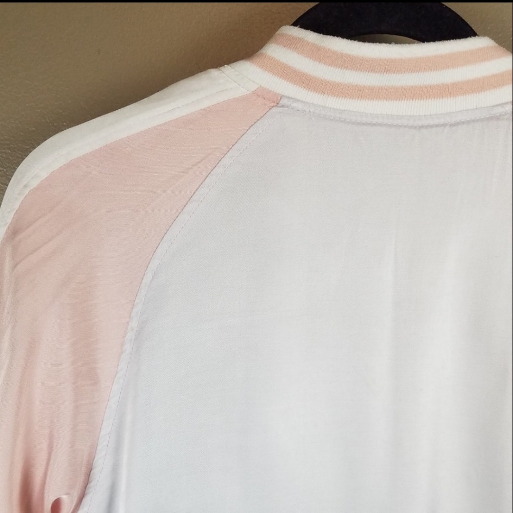 Forever 21 pink & white Y2K bomber jacket- small - Picture 4 of 8